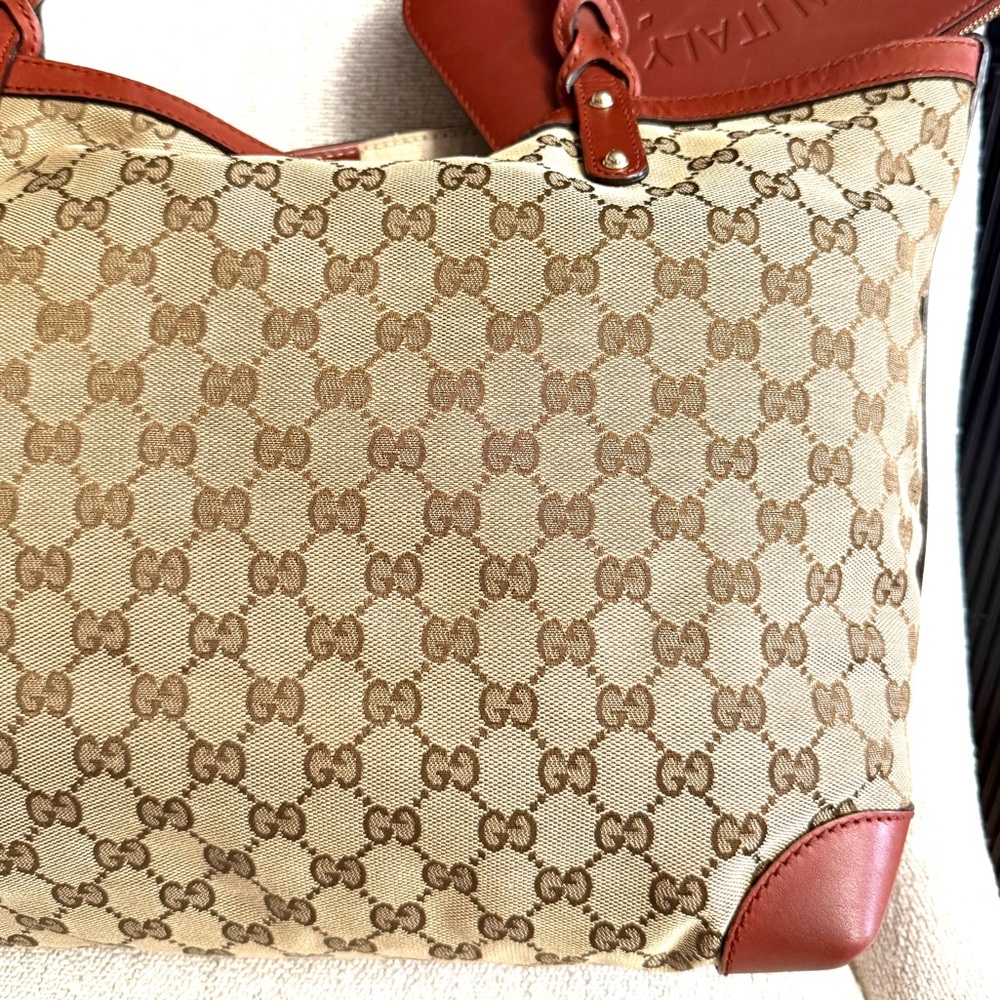 Gucci authentic brown canvas tote bag with brown leather with clutch - Picture 12 of 15